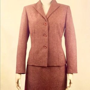 Collections Women’s Suit